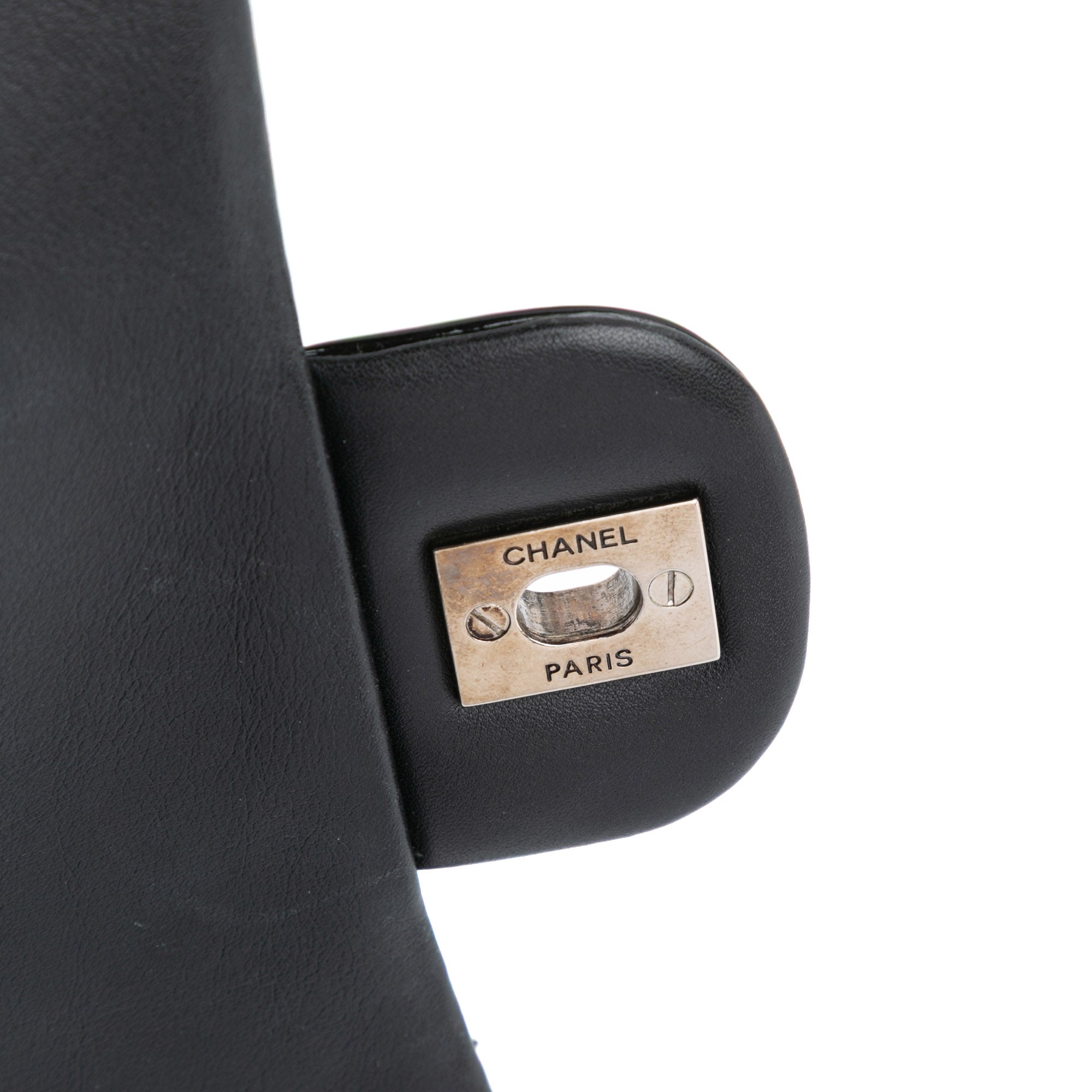 Chanel | Pre-Owned Medium Classic Chevron Patent Double Flap - II | Black