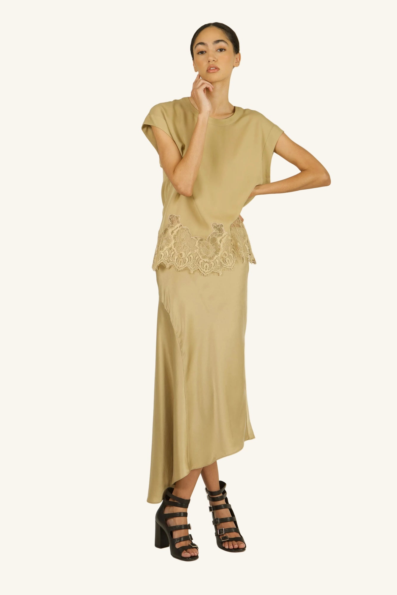 Evrin Top | Sand