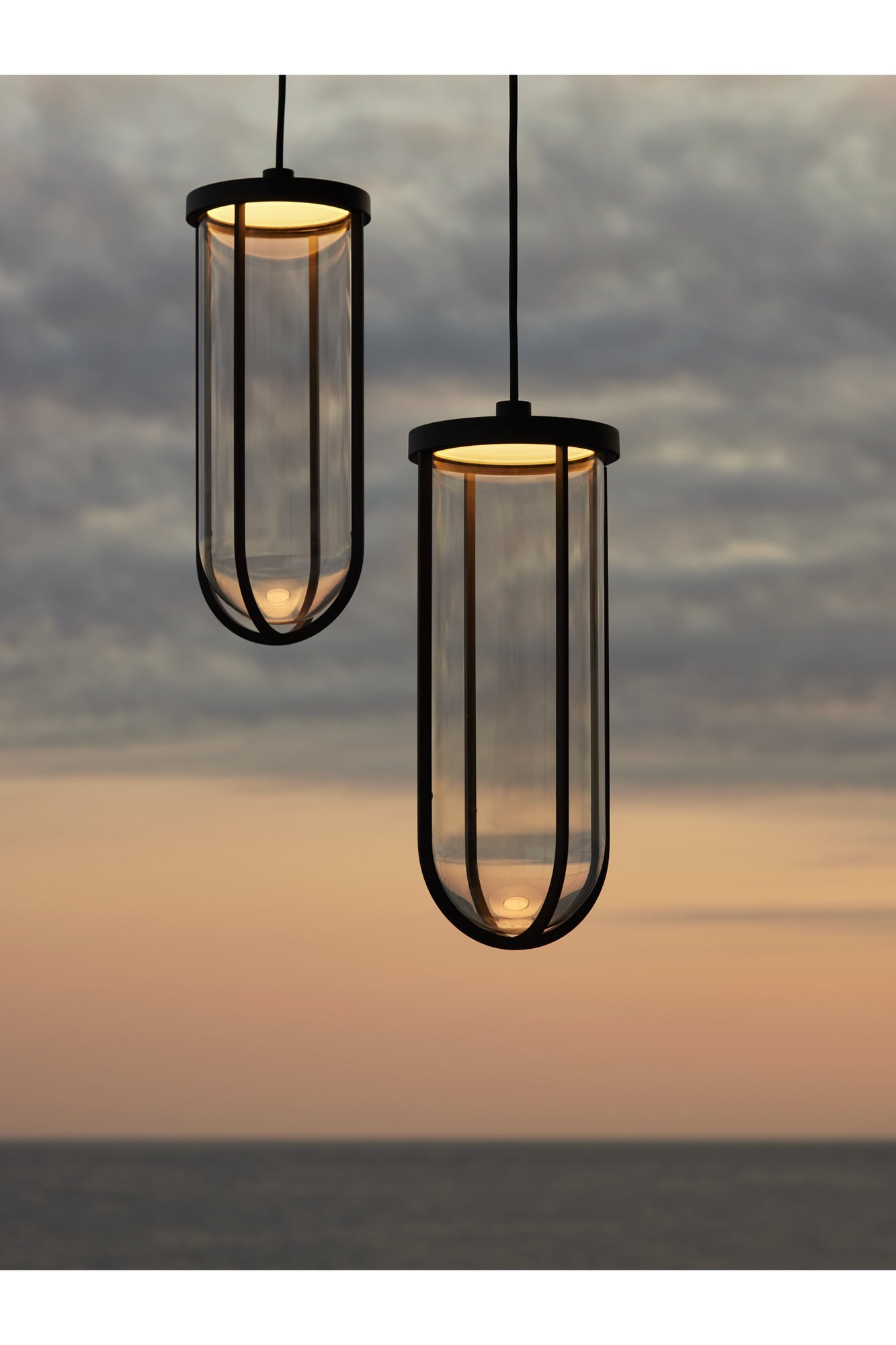 In Vitro Outdoor Suspension 2700K 1-10V | Pale Green