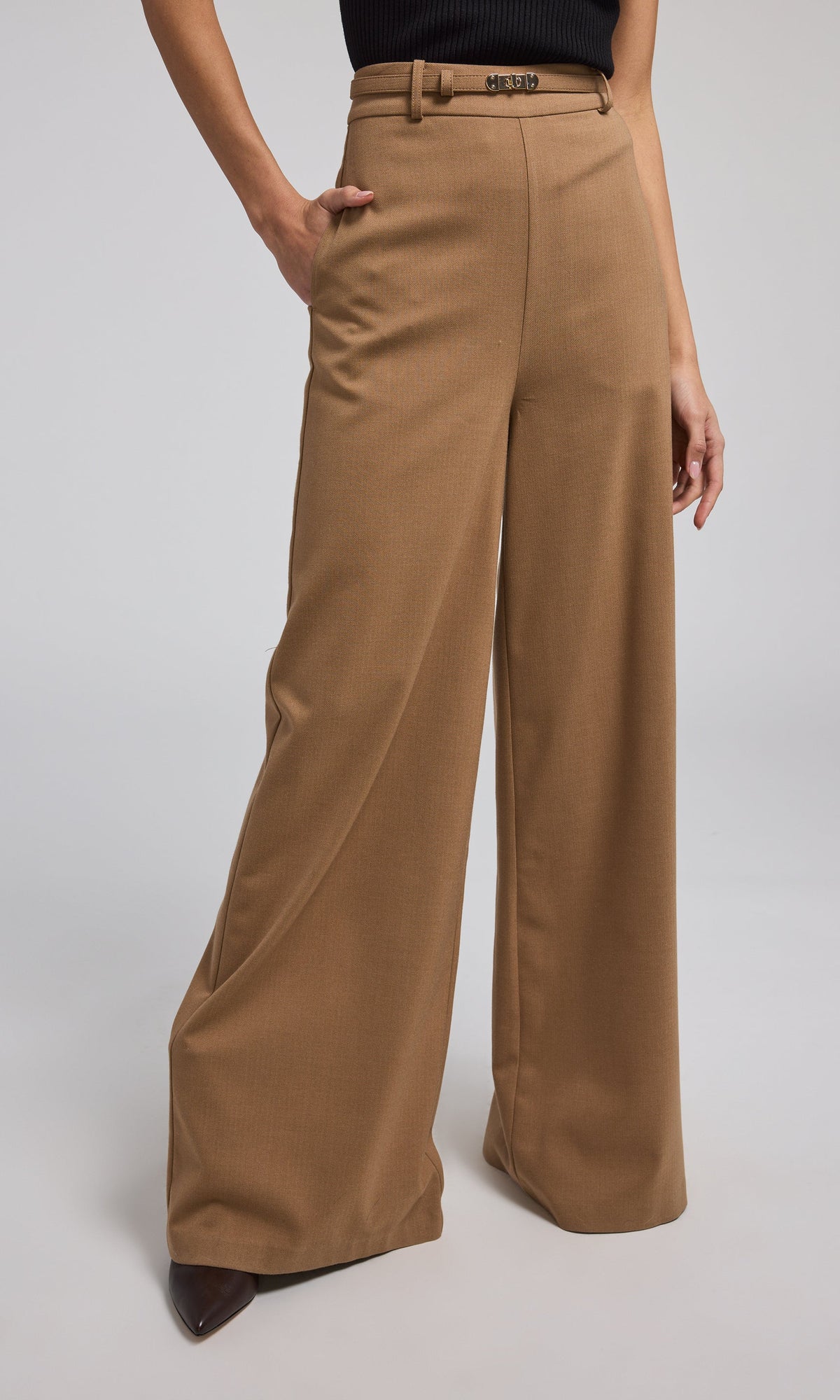 Johanna Suiting Turn-Lock Belted Pants | Camel