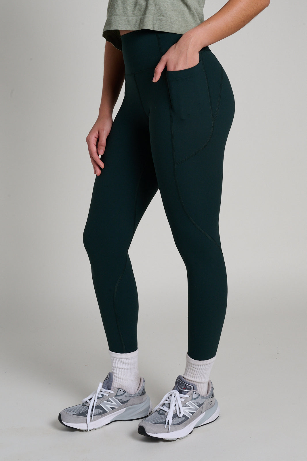 LNDR | Fatal Attraction Legging | Dark Green