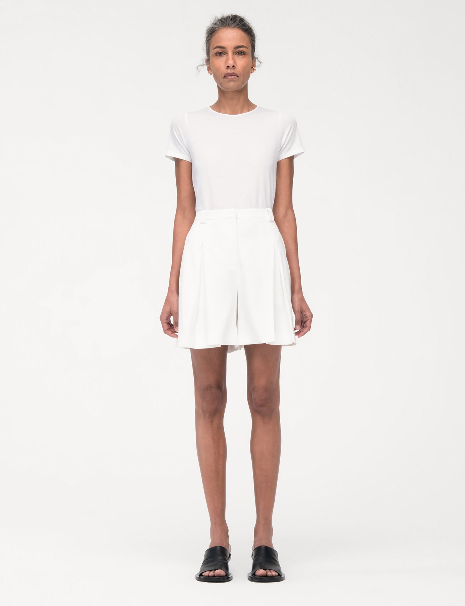 Women | Fluid Pleated Short | Off White