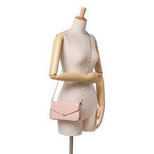Louis Vuitton | Pre-Owned Epi Pochette Felicie with Golden Button | Pink