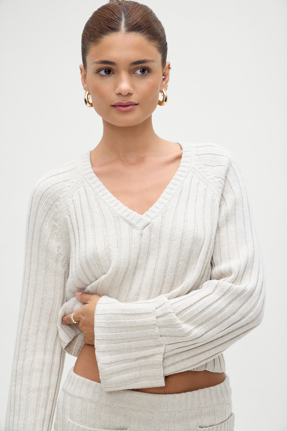 Ashton Cotton Knit V Neck Sweater in Cream