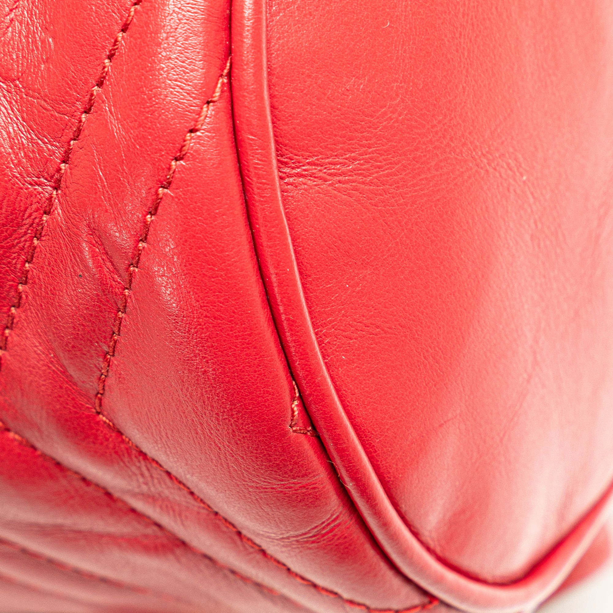 Gucci | Pre-Owned GG Marmont Round Matelasse Leather Backpack | Red