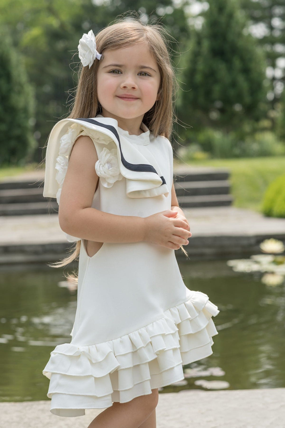 Girl | Alex Ruffle Dress with Contrast Line | White x Black