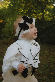 Girl | Gwen Blouse With Ruffle Trim | White x black