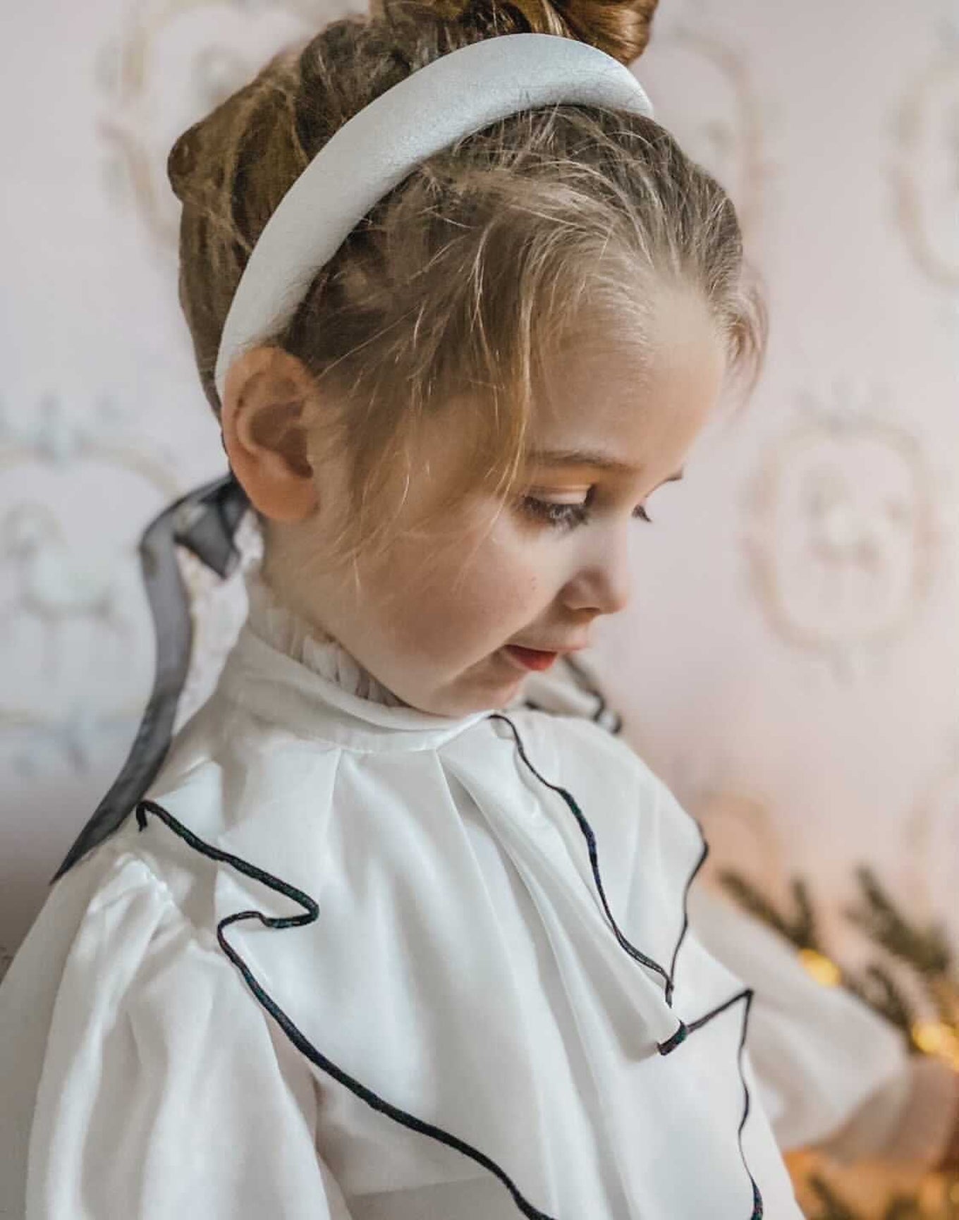 Girl | Gwen Padded Headband | White x Black