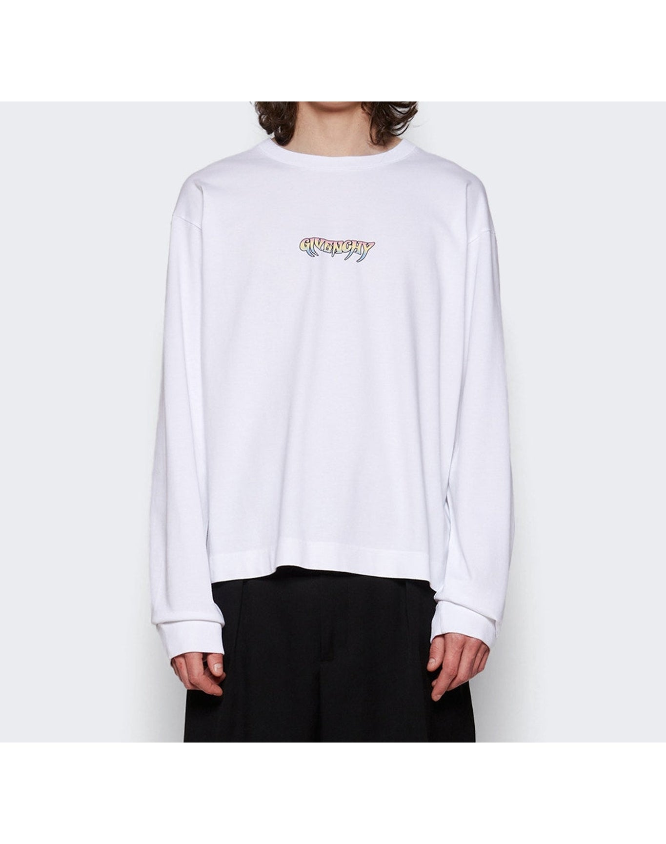 Givenchy | Men | World Tour Boxy Fit Long Sleeved Tee | White
