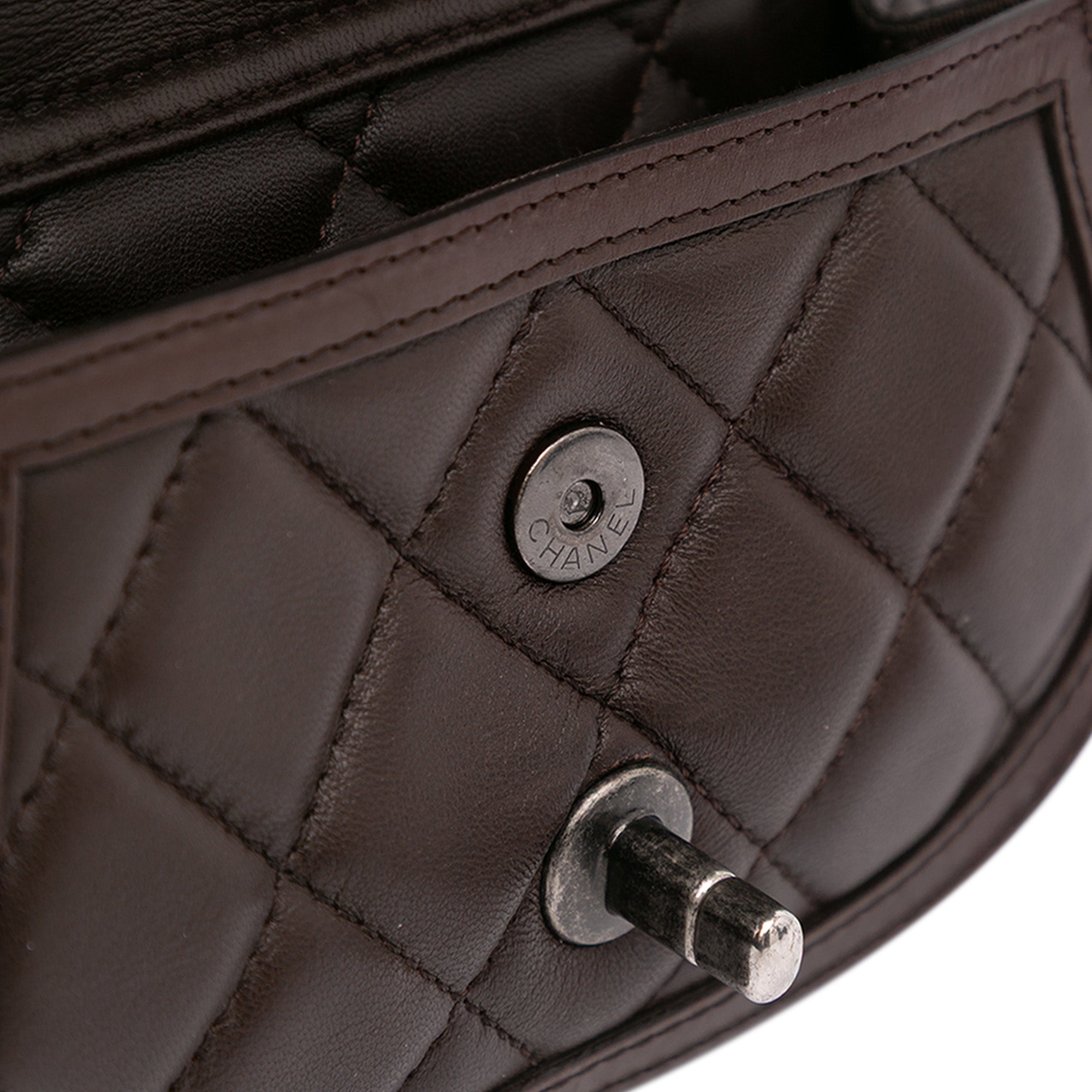 Chanel | Pre-Owned Paris-Salzburg Quilted Lambskin and Pony Hair Saddle Crossbody | Brown/Dark Brown