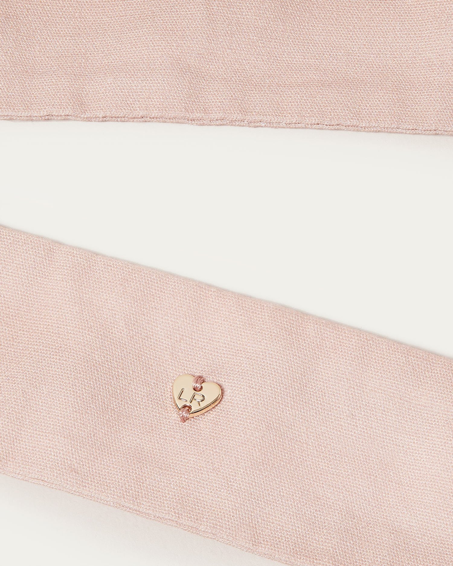 Color: Bermuda Pink