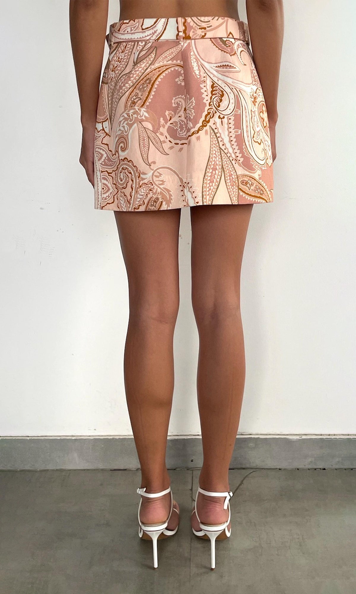 Hemant And Nandita | Fiza Cotton Mini Skirt With Buckle Belt | Powder Pink