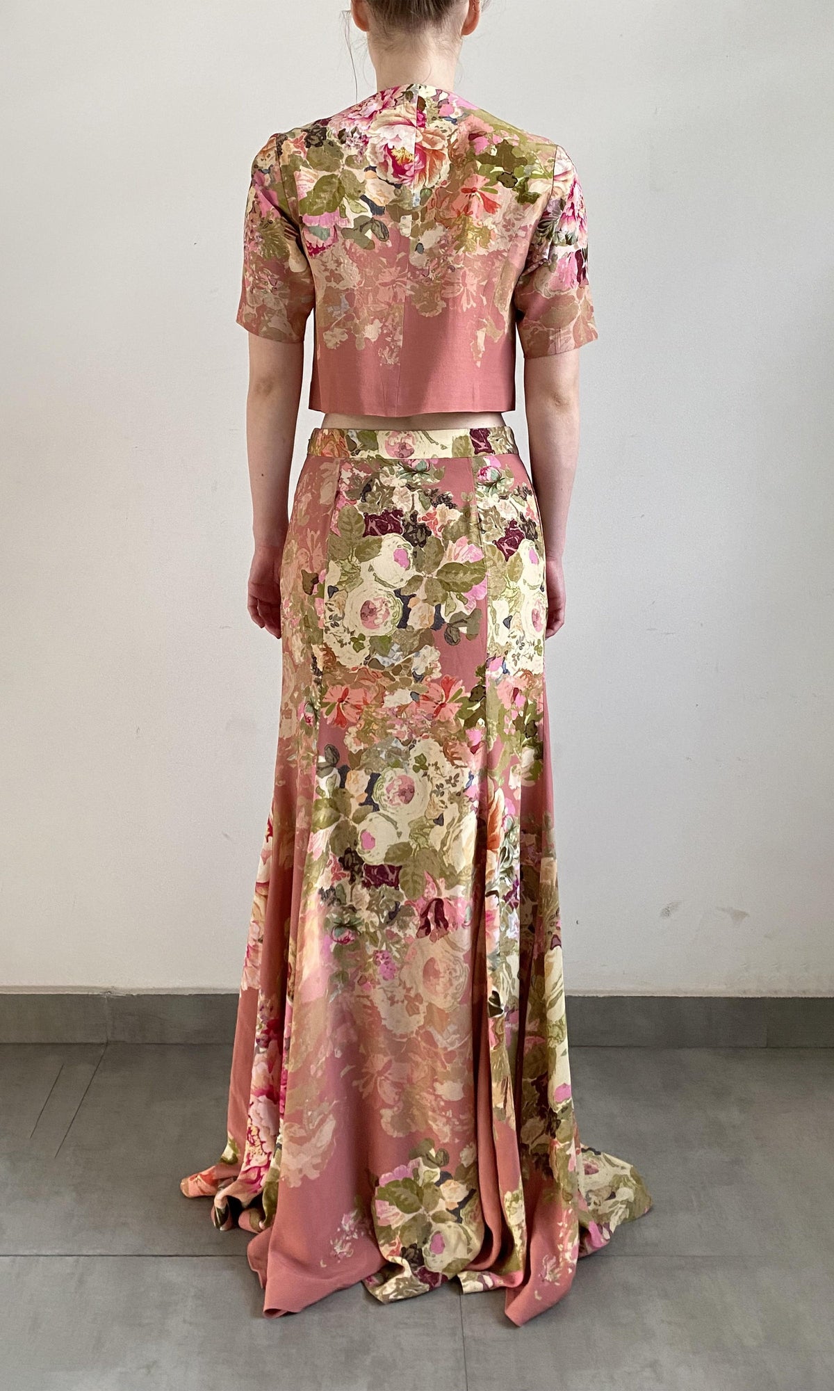 Hemant And Nandita | Sama Polyester Crepe Crop Top | Peach Floral