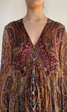 Hemant And Nandita | Shifa Viscose Flat Chiffon Mini Dress | Burgundy