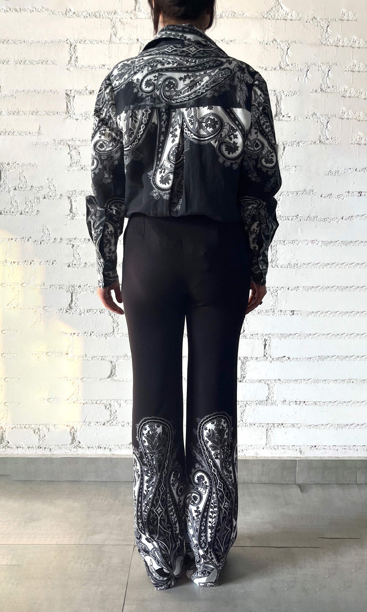 Womens | Viri Heavy Crepe Fitted & Flared Pants | Black White