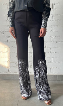 Hemant And Nandita | Viri Heavy Crepe Pants | Black White