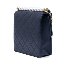 Chanel | Pre-Owned Small Lambskin Chic Pearls Flap | Blue/Navy