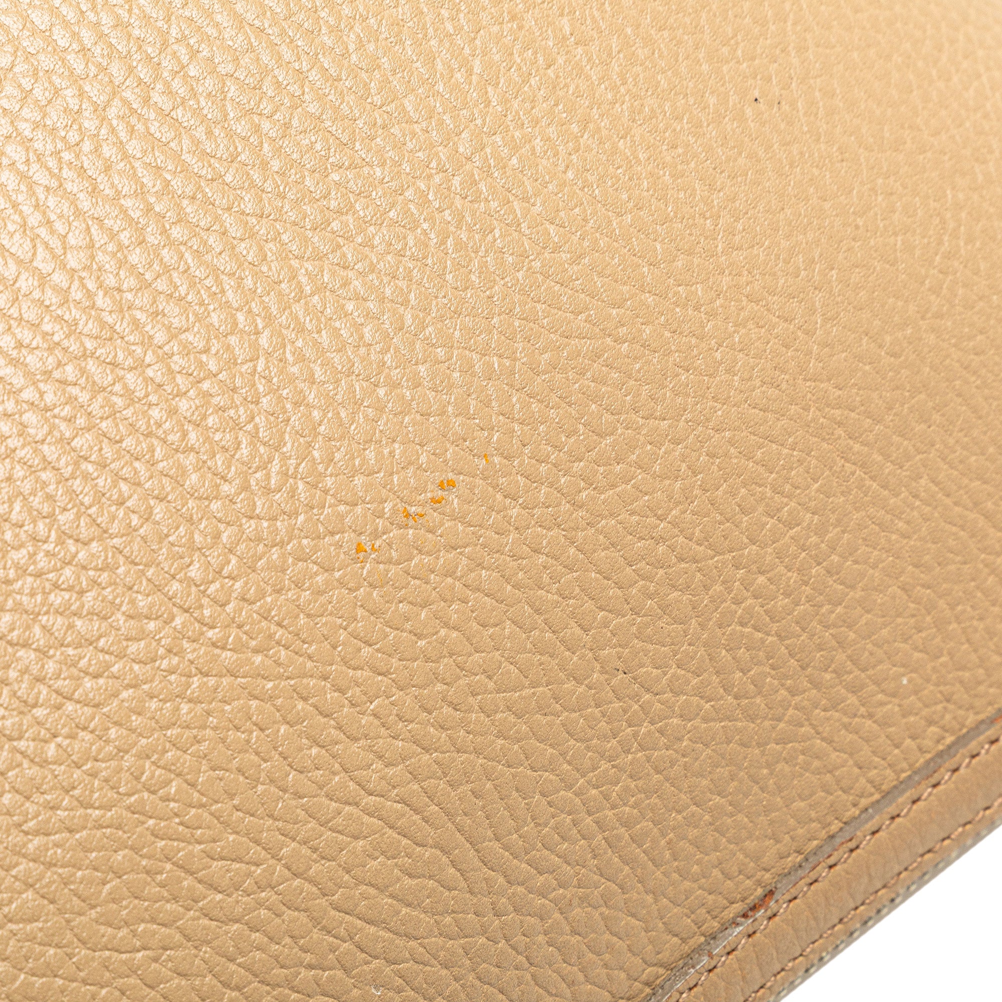 Burberry | Pre-Owned Leather Shoulder Bag | Brown/Beige