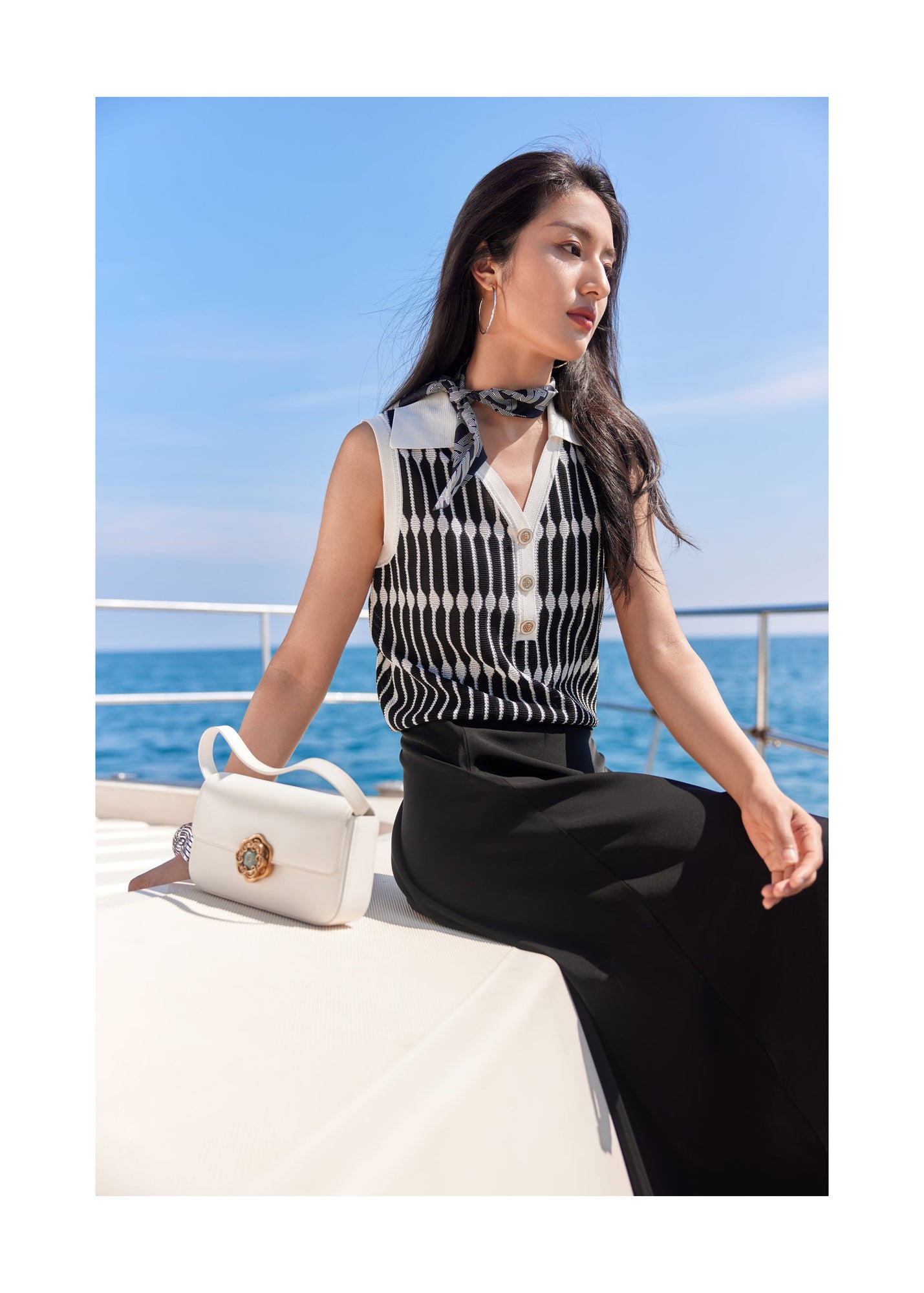 High-Waisted Knit Vest | Black