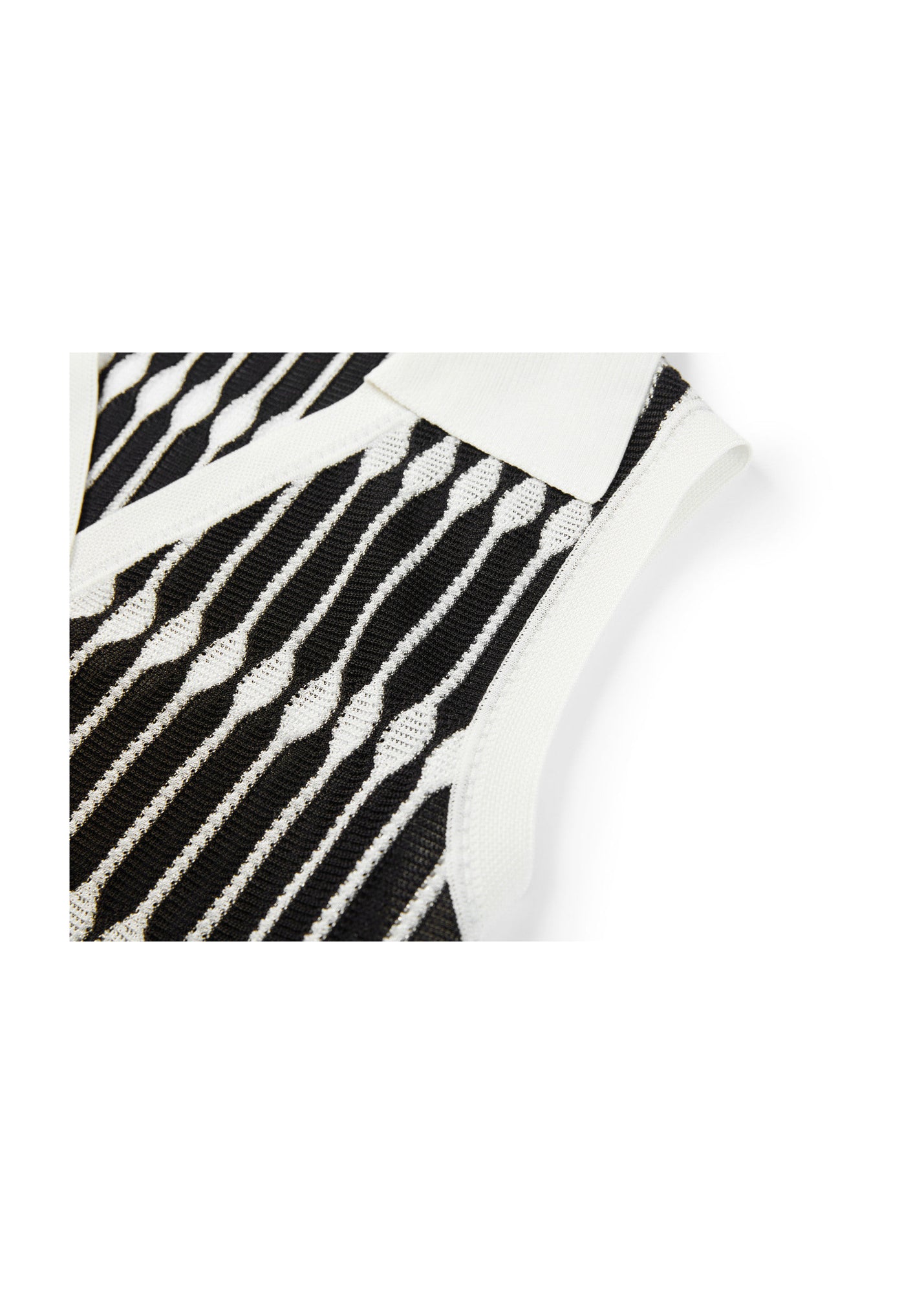 High-Waisted Knit Vest | Black