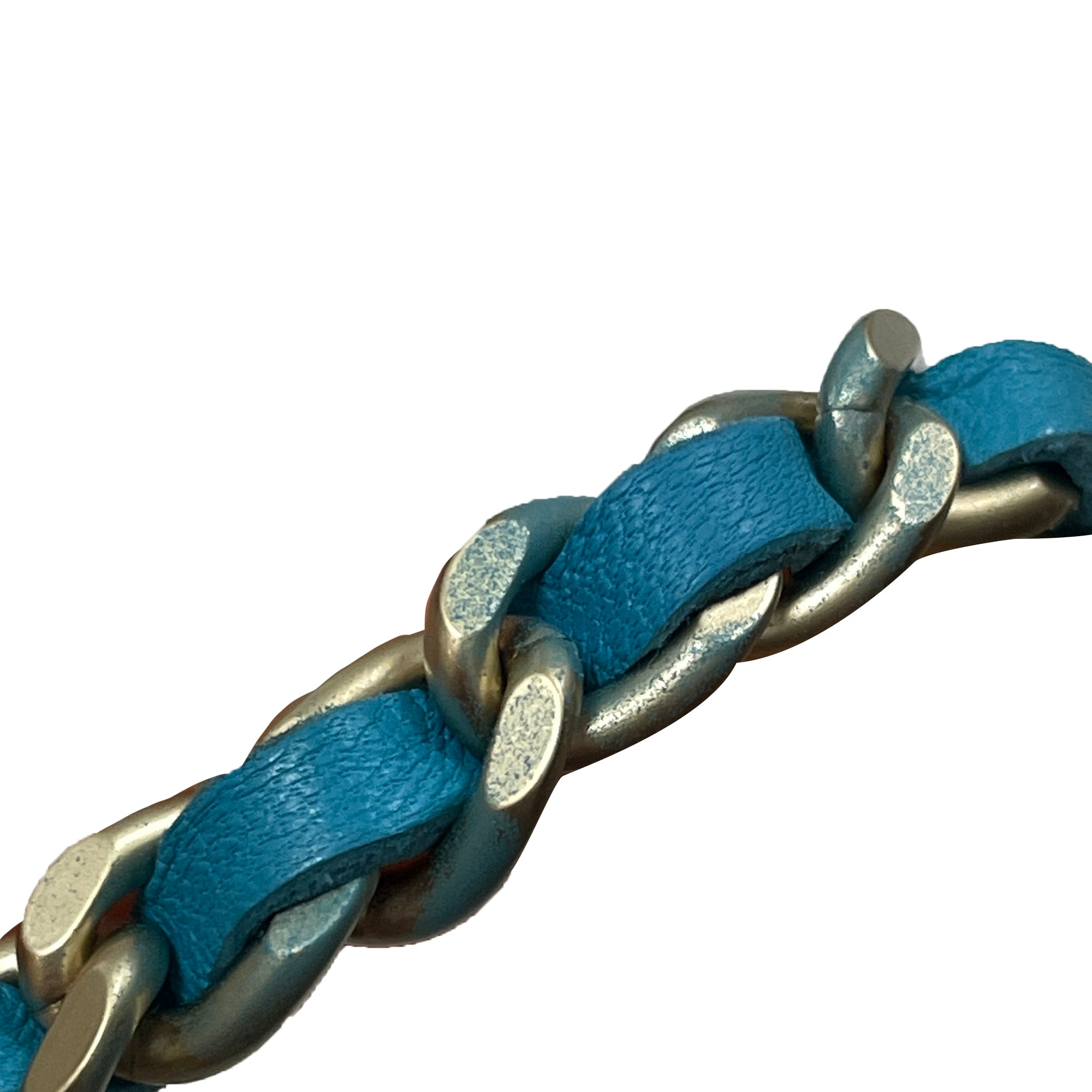 Chanel | Pre-Owned Lambskin Camellia Embossed Wallet On Chain | Blue/Aqua