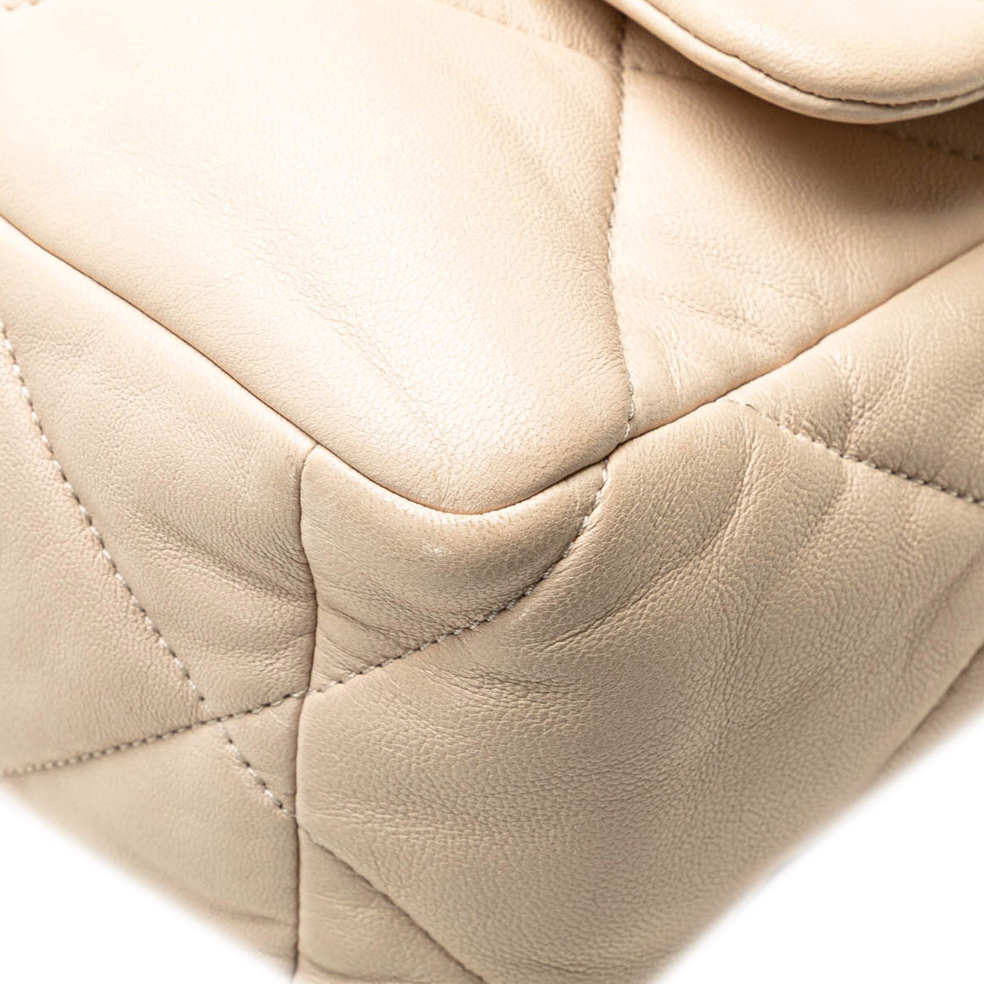 Chanel | Pre-Owned Large Lambskin 19 Flap | Brown/Beige