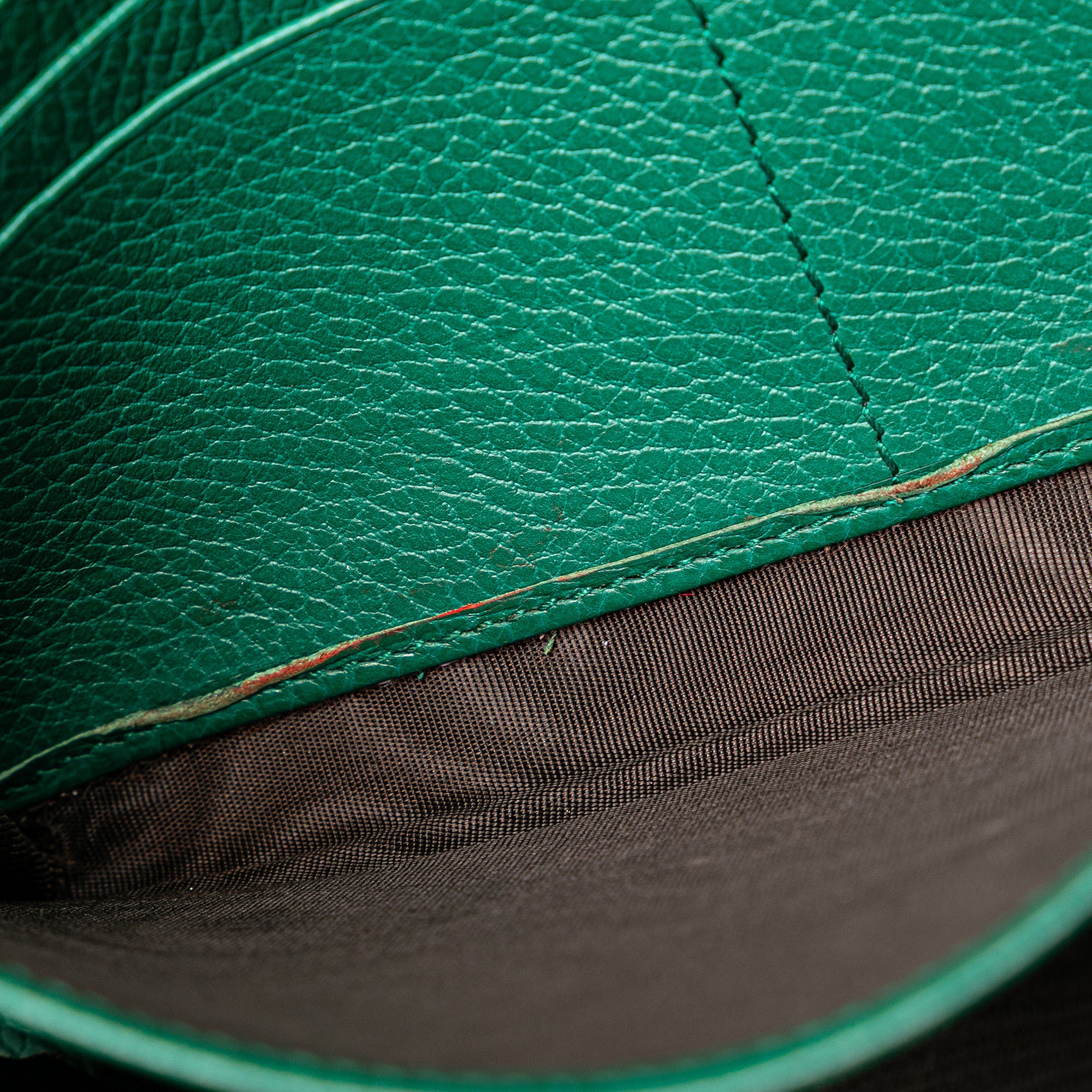 Gucci | Pre-Owned Mini Leather Dionysus Wallet on Chain | Green