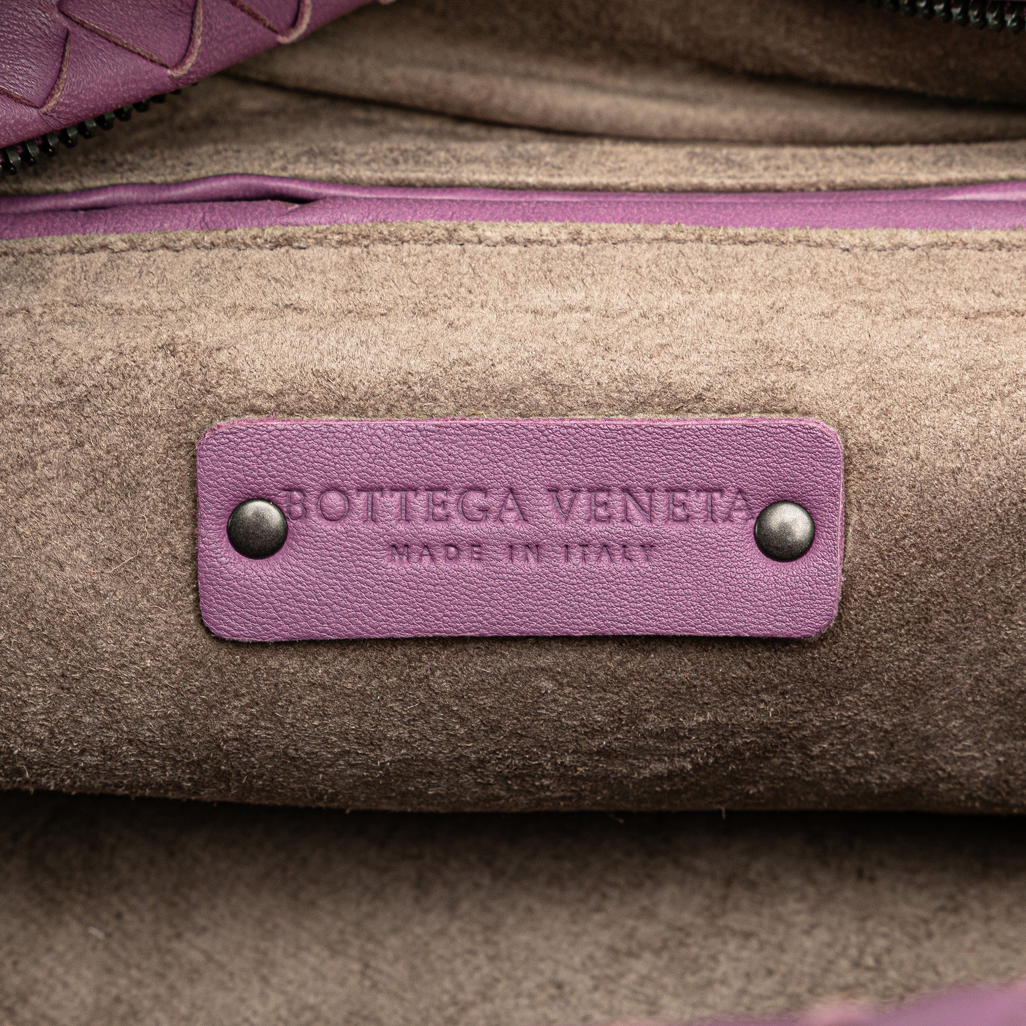 Bottega Veneta | Pre-Owned Nappa Intrecciato Cube Crossbody | Purple