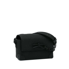 Louis Vuitton | Pre-Owned Monogram Taurillon Steamer Wearable Wallet | Black