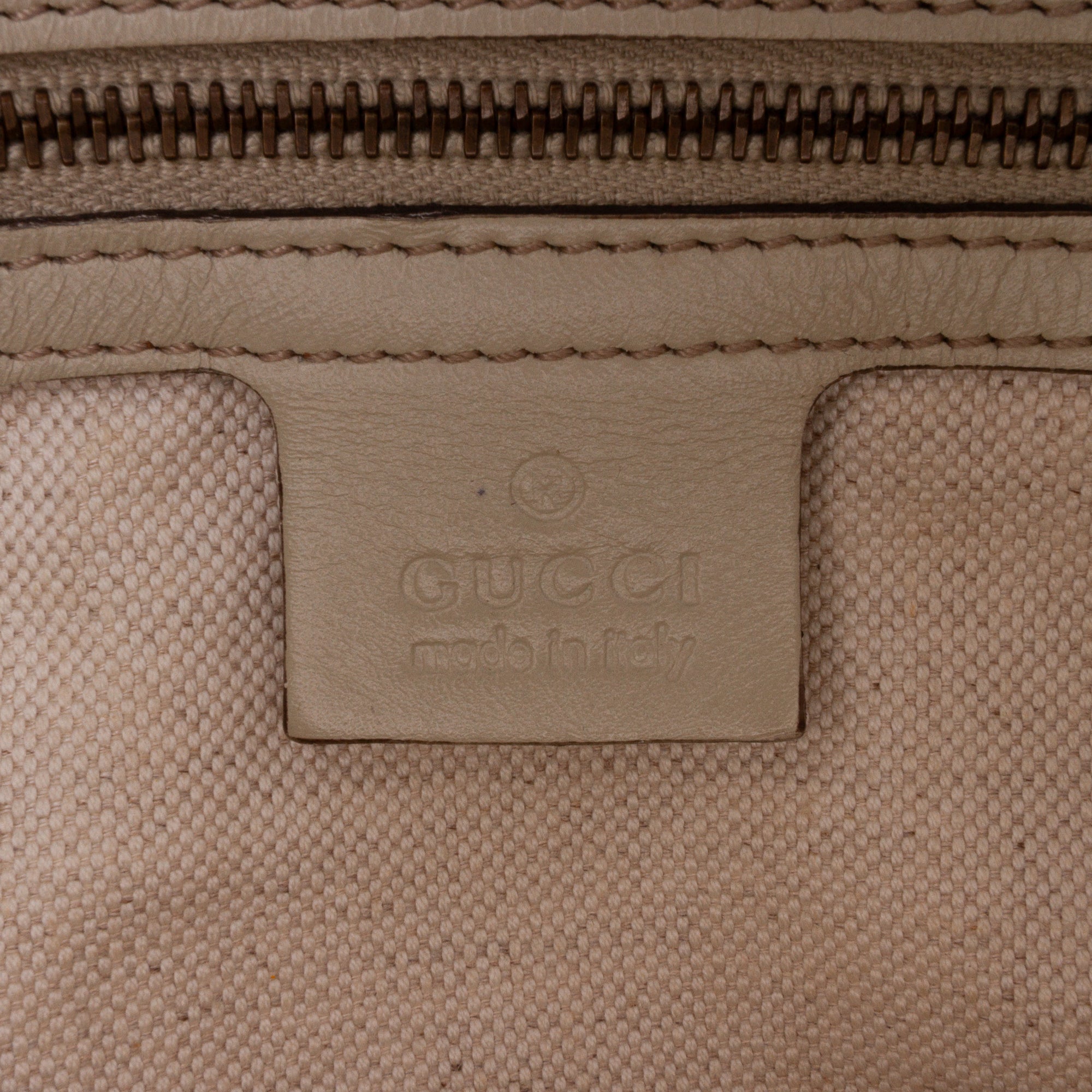 Gucci | Pre-Owned GG Canvas Scarlett Satchel | Brown/Beige/WhiteWhite