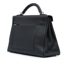 Hermes | Pre-Owned Togo Maxi Kelly 42 - I | Black