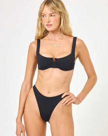 Black | Model: Lura (size: S) | Hover