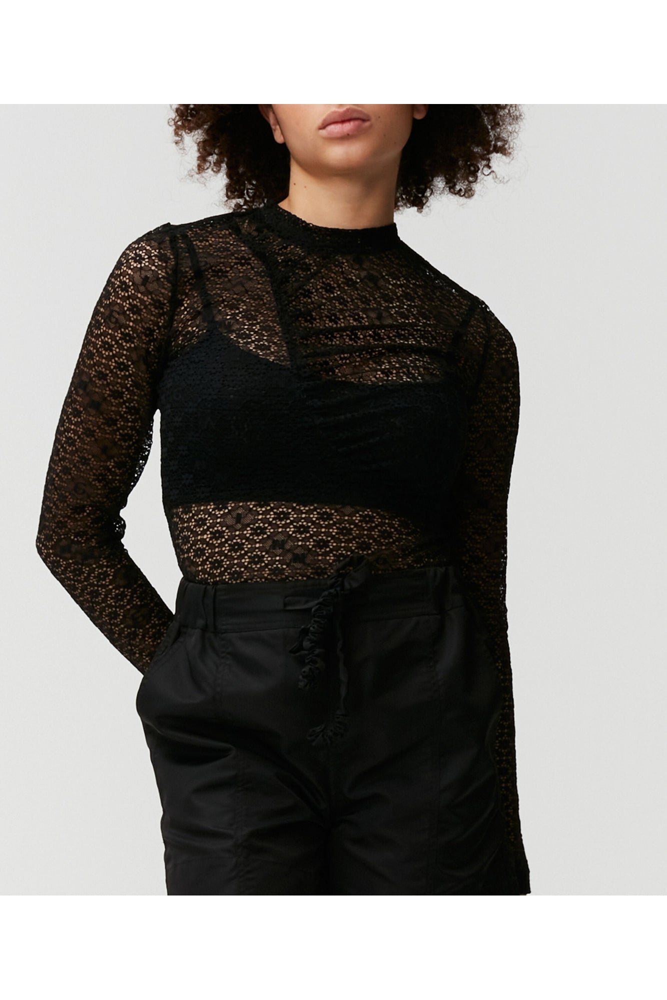Lace Ruched Seam Top | Black