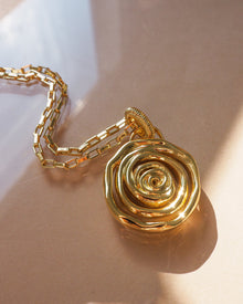 Rosette Coil Pendant Necklace - Gold | Plated Gold