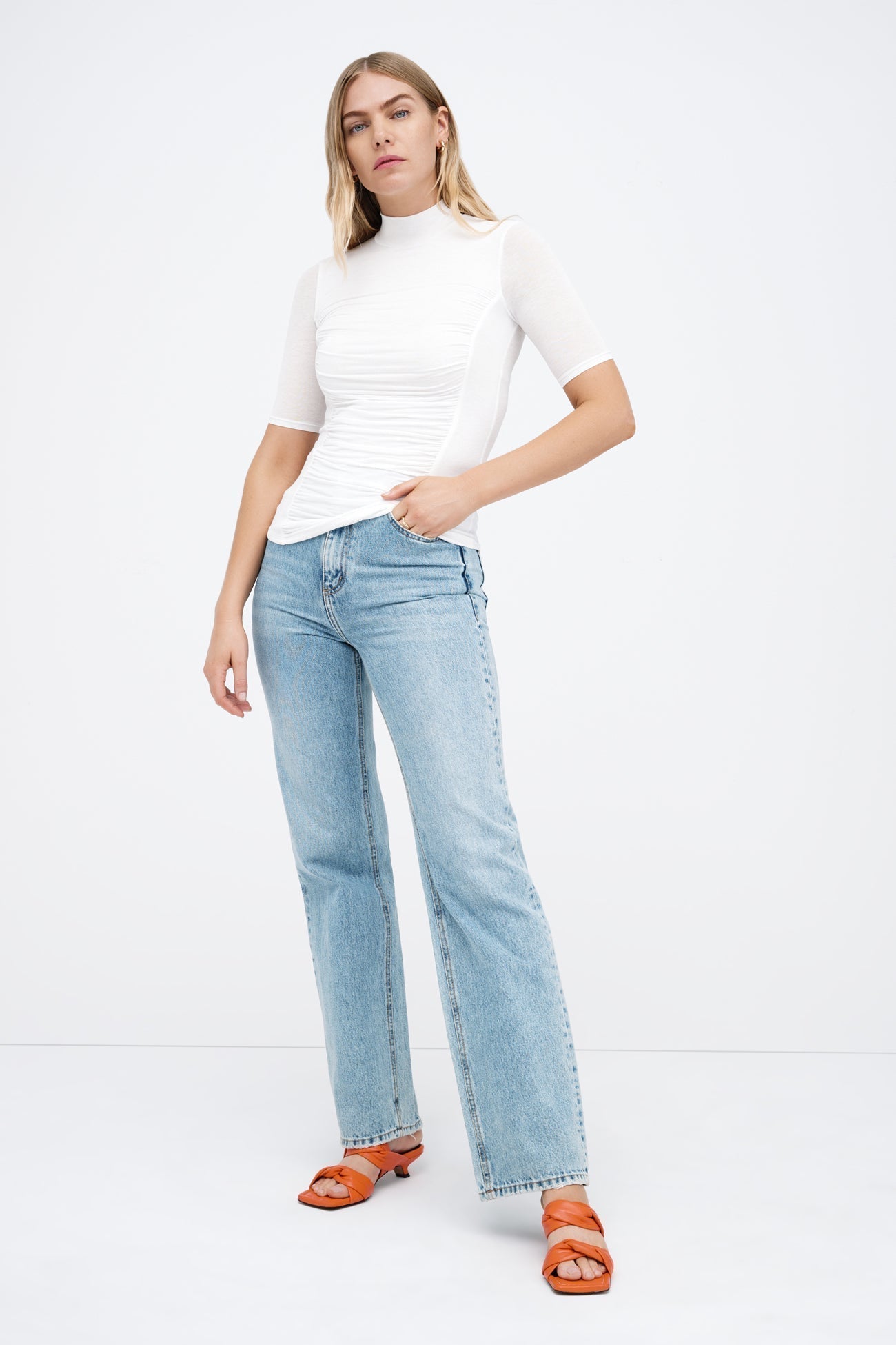 #Off White