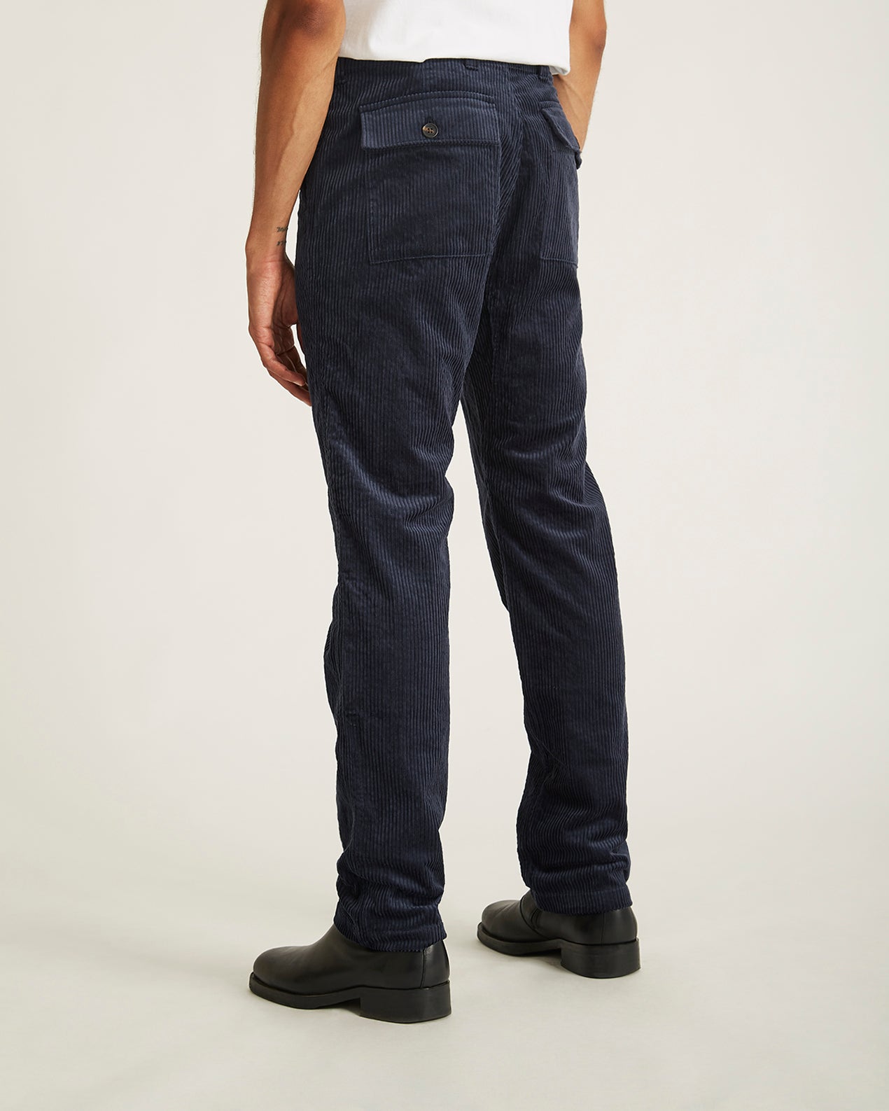 Midnight | Field Corduroy Pant