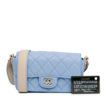 Chanel | Pre-Owned CC Quilted Caviar Single Flap | Blue/Light BlueBrown/Beige