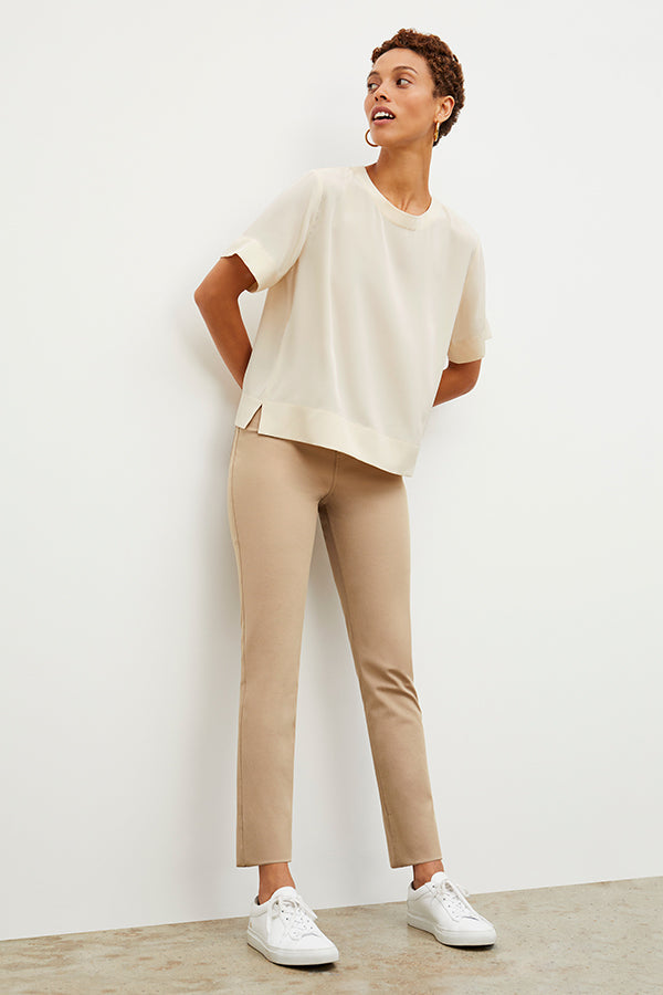 Front image of a woman wearing the hockley jean in fawn | Grid | Exclude