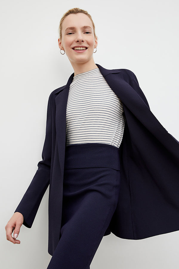 Front image of a woman wearing the Merritt Jardigan in Navy | Exclude