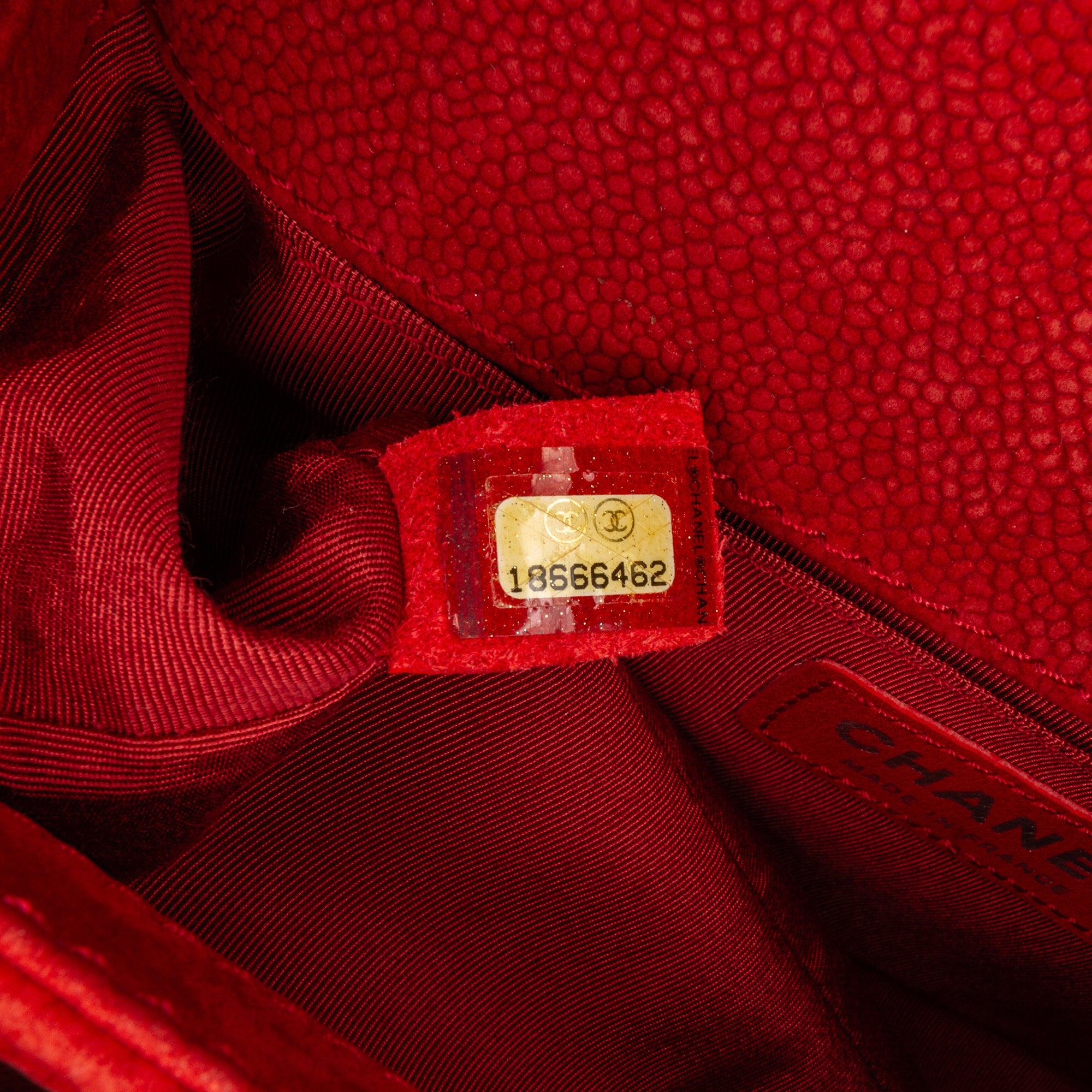 Chanel | Pre-Owned Old Medium Quilted Caviar Boy Flap - II | Red