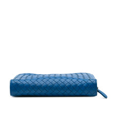 Bottega Veneta | Pre-Owned Nappa Intrecciato Zip Around Wallet On Chain | Blue