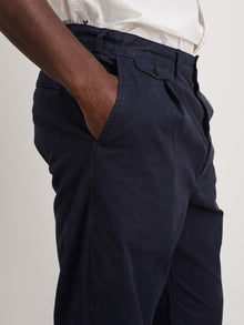 Men | Long Inseam Standard Pleated Pant | Chino Dark Navy