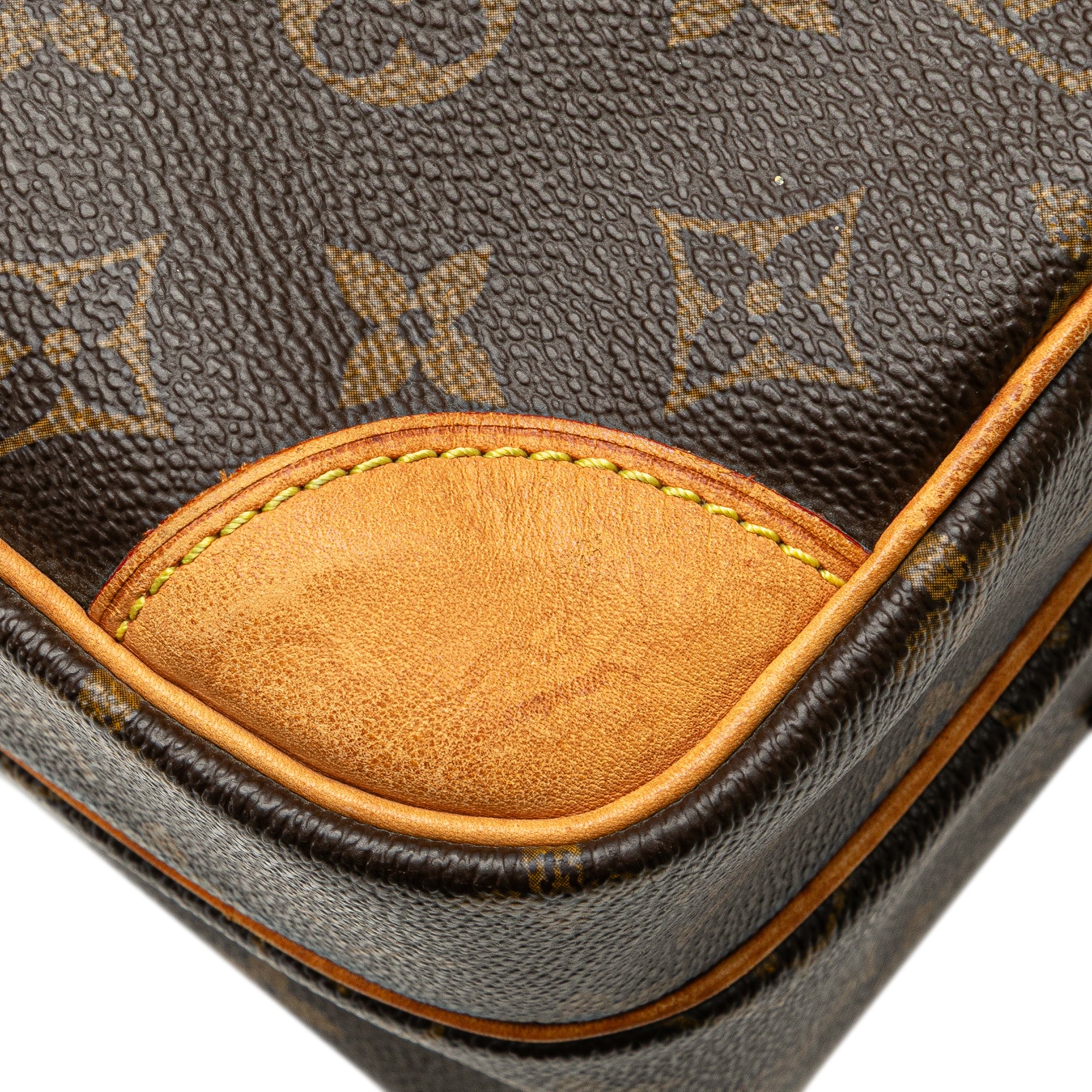 Louis Vuitton | Pre-Owned Monogram Nil Crossbody | Brown