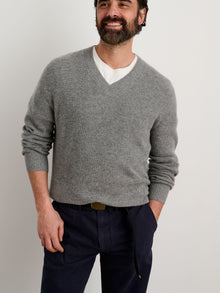 Men | V-Neck Sweater | Lightweight Cashmere Heather Grey