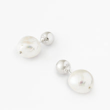 Pin Earrings | Silver | Freshwater Pearls