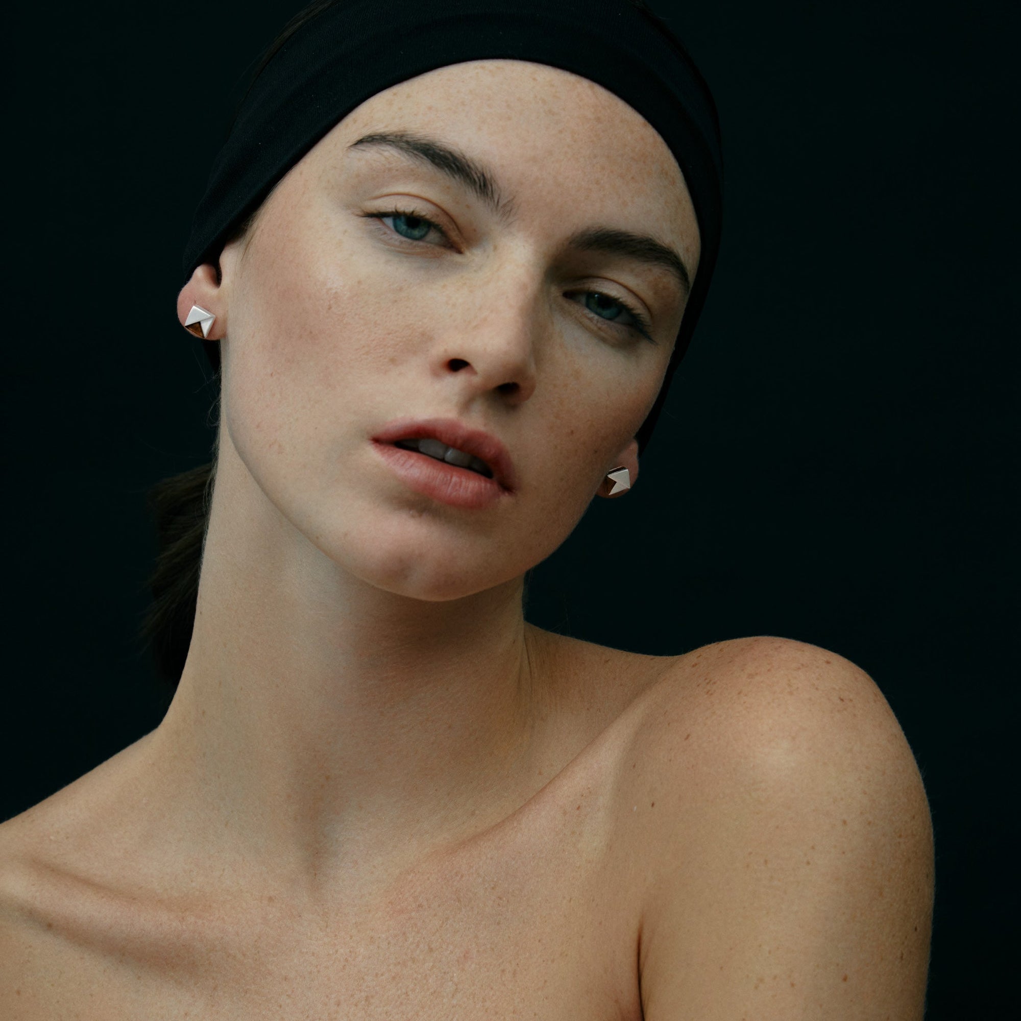 Chip Earrings | Silver | Smoky Quartz