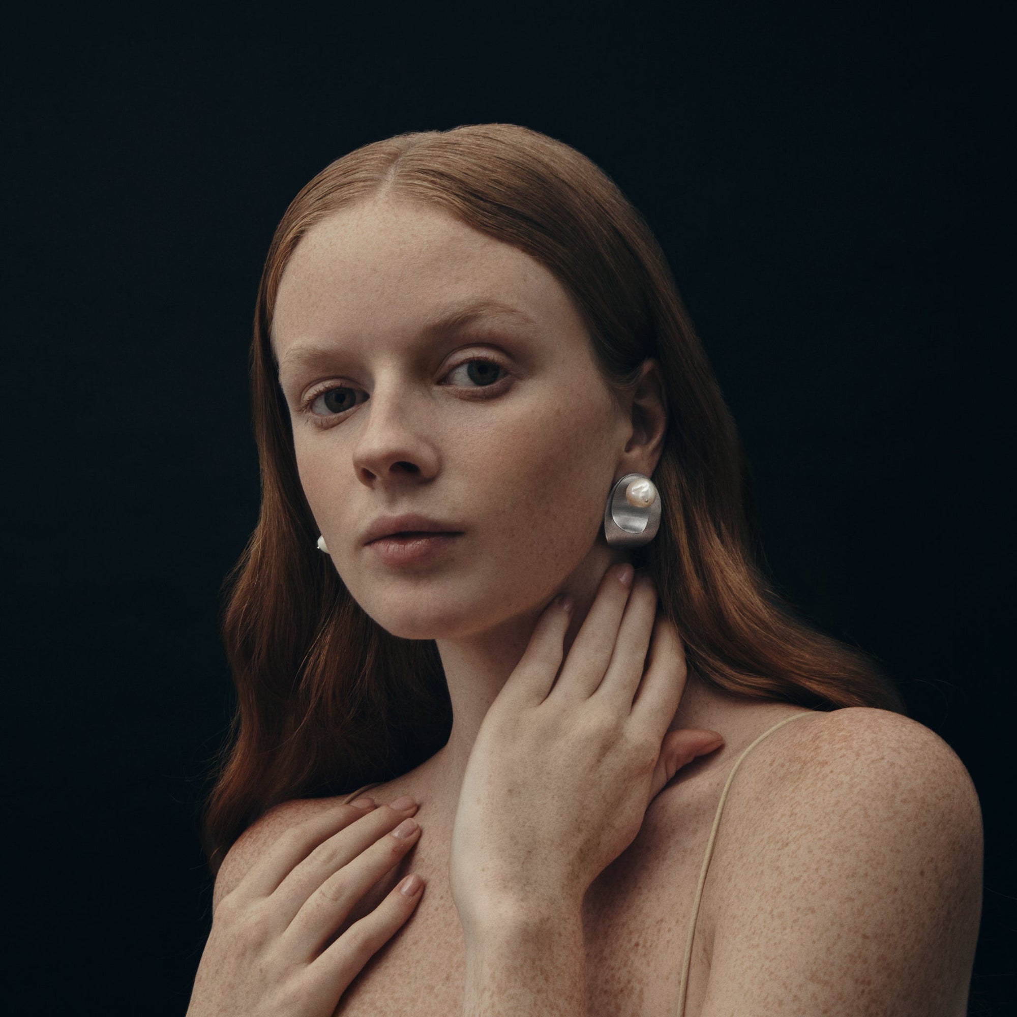 Yoko Earrings | Silver | Freshwater Pearls