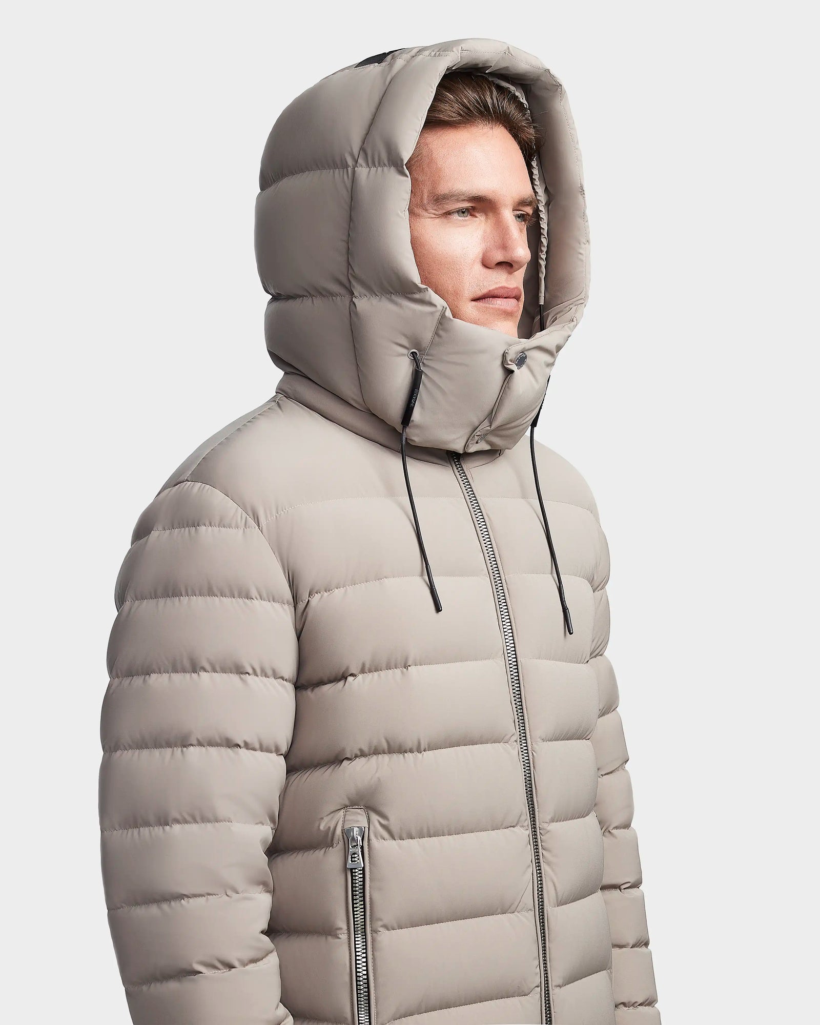 Men | NOAH Down Puffer | Cement