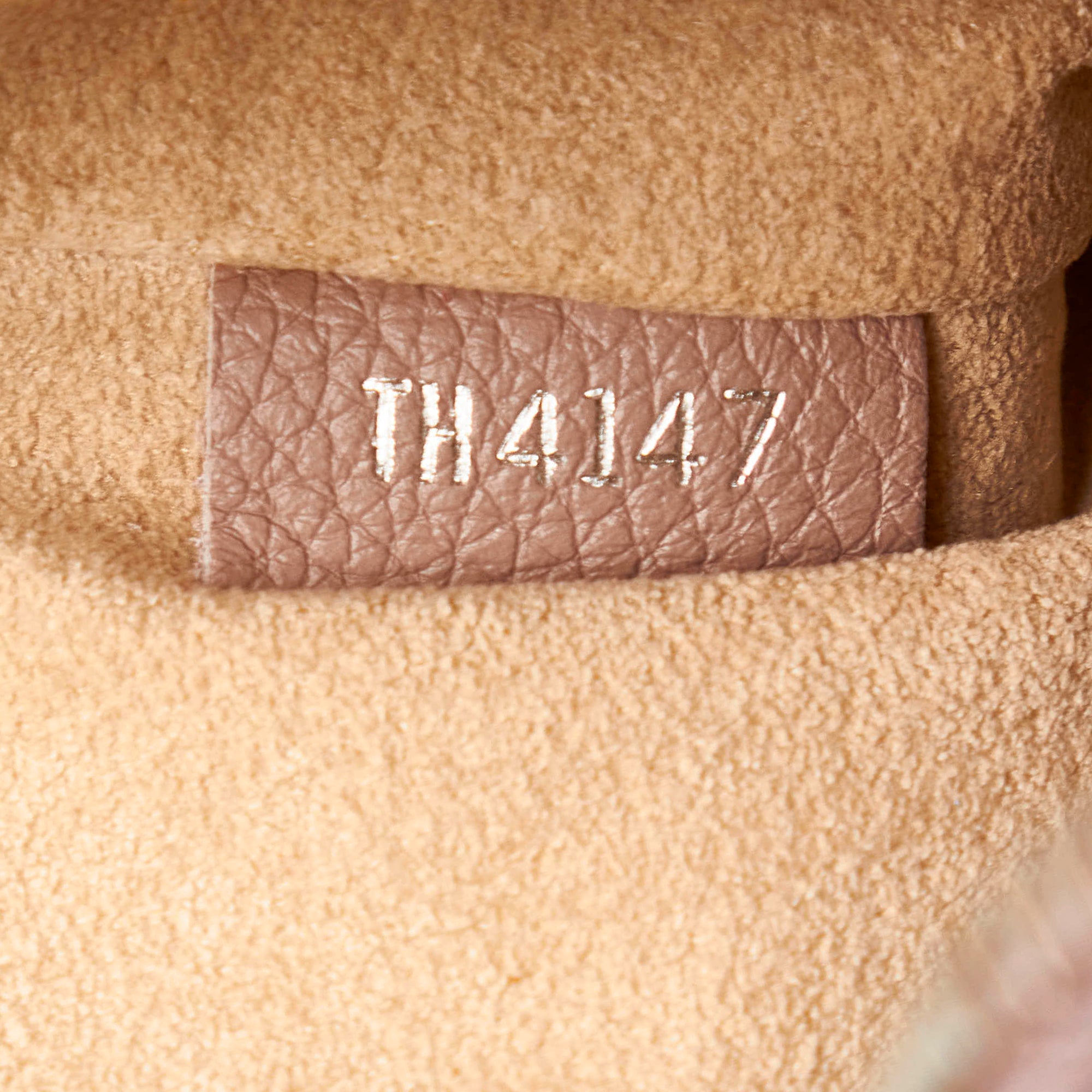 Louis Vuitton | Pre-Owned Taurillon Pochette Jour PM | Pink/Light Pink