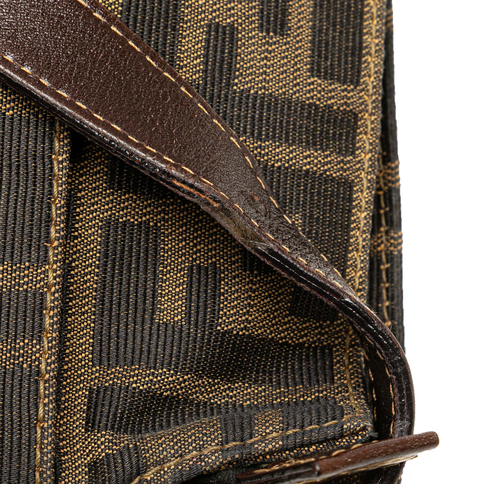 Fendi | Pre-Owned Zucca Canvas Shoulder Bag - III | Brown